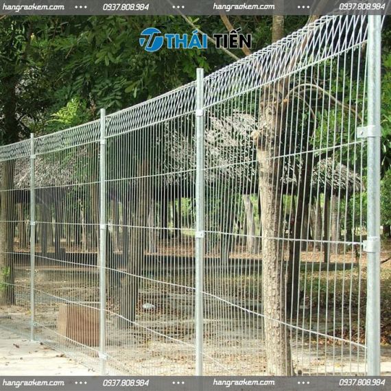 Hàng Rào Lưới Thép Gập Tam Giác 2 Đầu