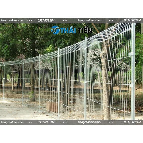 Hàng Rào Lưới Thép Gập Tam Giác 2 Đầu