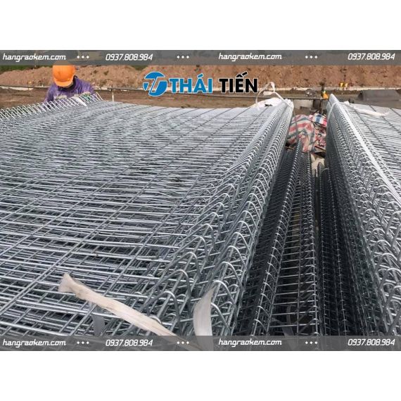 Hàng Rào Lưới Thép Gập Tam Giác 2 Đầu